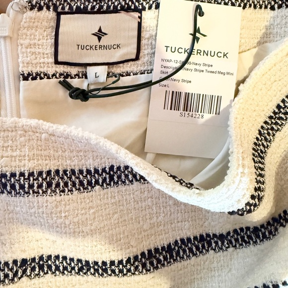 Tuckernuck Meg Mini Skirt L NWT Cream Navy Stripe Tweed Bouclé Preppy Chic - Picture 7 of 12